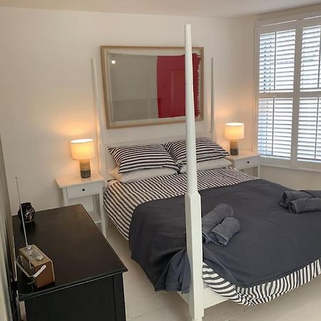 Luxurious Cottage In The Heart Of Falmouth Exterior foto